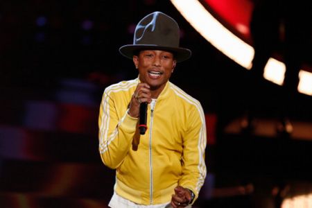 Pharrell Williams - Happy 1AM - YouTube