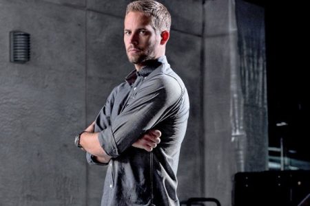 paul-walker-fast-and-furious-side-1050x700