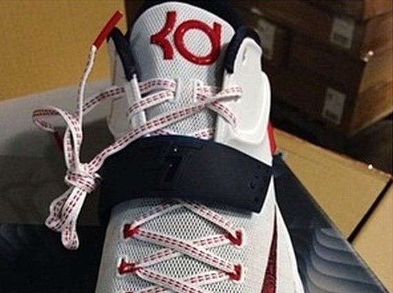 萬眾期待的Nike KD 7 “USA" 曝光