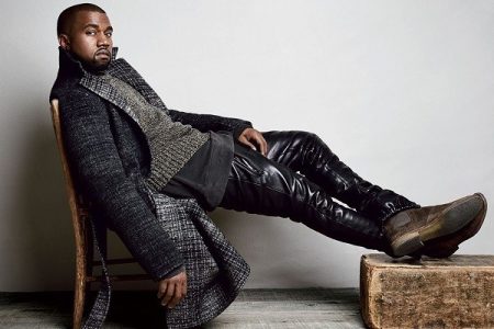 kanye west 为美国版《gq》拍摄的 8 月号封面日前正式曝光,展现随性