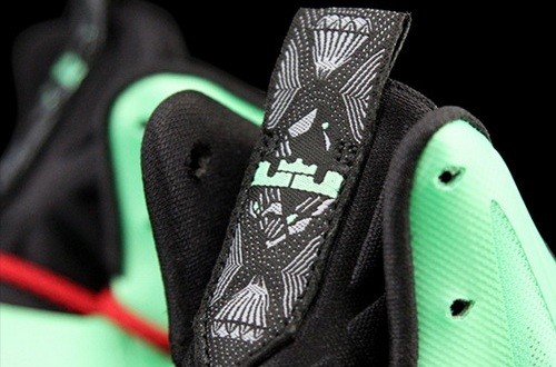 Nike LeBron X GS Cutting Jade 全貌曝光
