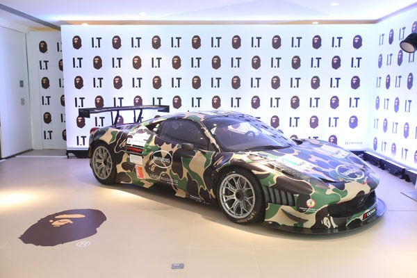 A BATHING APE® x 快意汽車有限公司 綠色迷彩458 GT3 強勢登場