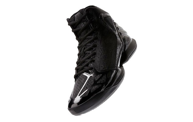 adidas Rose 773「Blackout」全黑色攝人魅力