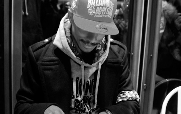Pharrell Williams於巴黎collete舉辦簽書會