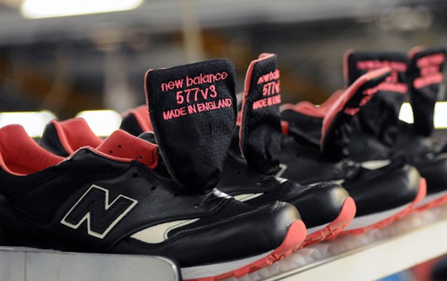 size? x Staple Design x New Balance 577 黑鴿鞋款製造過程公開