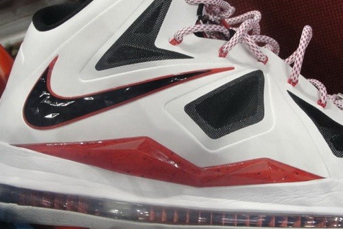 Nike LeBron X PE 驚豔現身