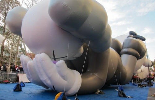 KAWS Companion 巨型氣球 @ Macy’s 梅西百貨感恩節遊行