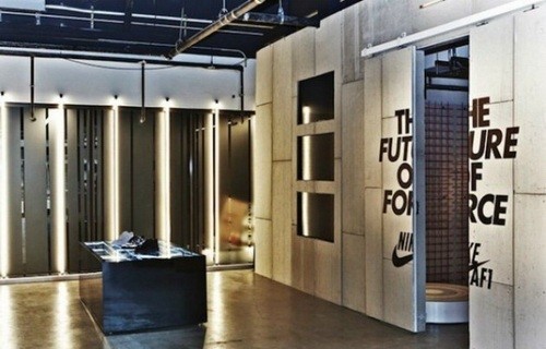 Nike Pivot Point 期間限定店舖 for Air Force 1 30周年紀念 @ Barclays Center  話題展開