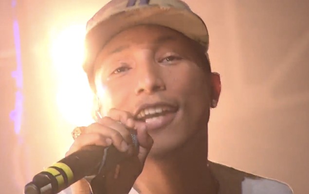Pharrell Williams 菲董首度現場演唱 “Get Lucky” 歌曲