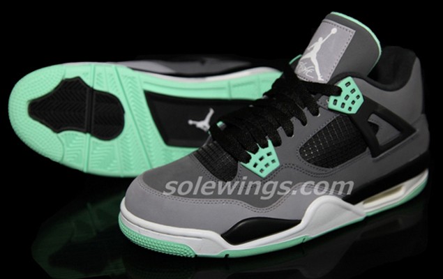 Air Jordan IV “Green Glow”  儲光版本