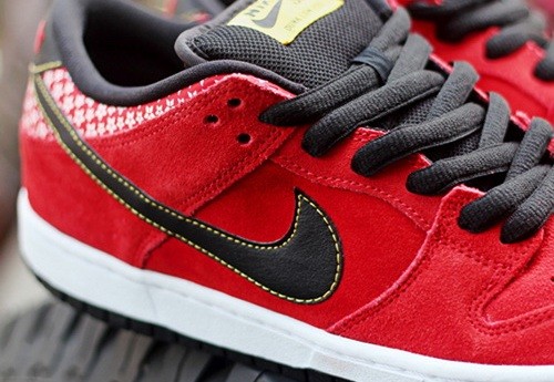 dunk flame red