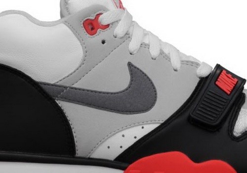 Nike Air Trainer 1 Infrared 新作登場