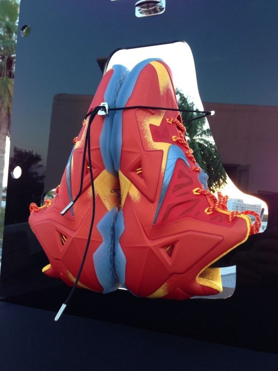 Nike LeBron 11 “Forging Iron” 特殊外盒公開