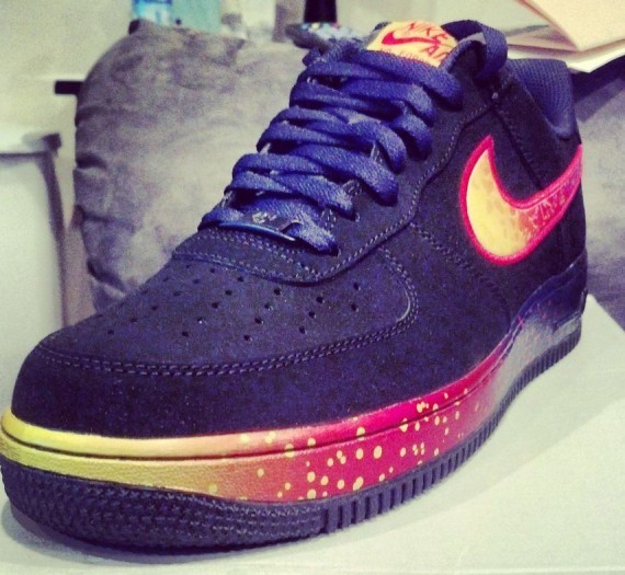 nike-air-force-1-low-asteroid-1