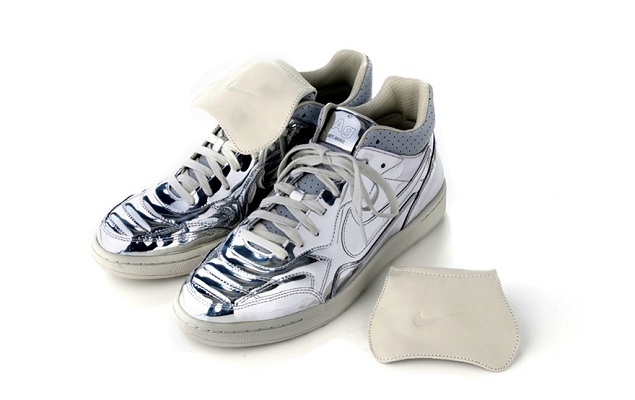 Nike Tiempo’94 Mid SP “Metallic” 復刻鞋款全新配色