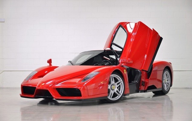 2003 年款 Ferrari Enzo 二手價？ $289 萬美金