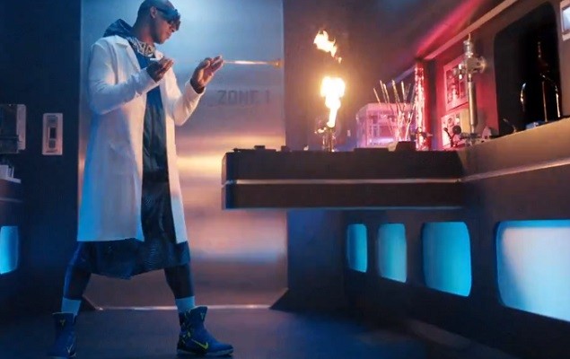 Nike & Foot Locker 宣傳廣告系列第二回 “燈泡專家 Kobe”