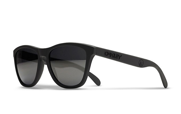 fragment design x Oakley 2014 春季 “Buena Vista” 聯名 Frogskins 眼鏡