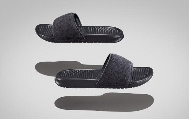 fragment design x Nike Benassi Slide SP 聯名拖鞋