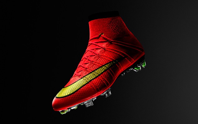 Nike 全新 Mercurial Superfly 足球鞋掀起速度革命