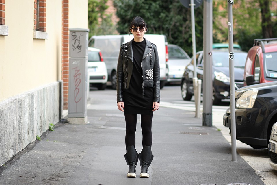 Street Style：Giulia Zagolin 著用 OFF-WHITE、Alexander Wang、Rick Owens 等時尚品牌單品