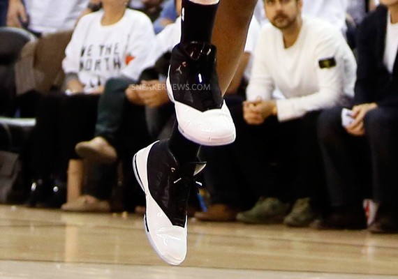 Joe Johnson 在與多倫多暴龍的系列賽第七場著用 Air Jordan 16 Retro “Nets” PE