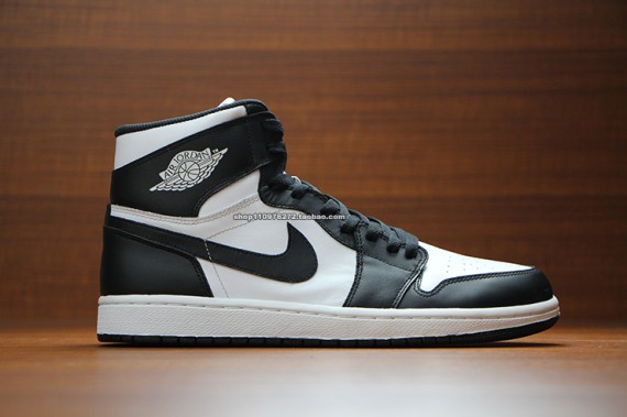 air jordan-1-black-white-1