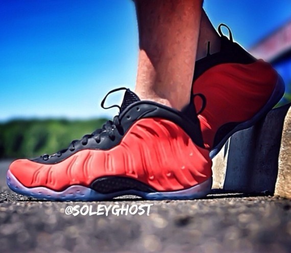 nike-air-foamposite-one red-suede-1