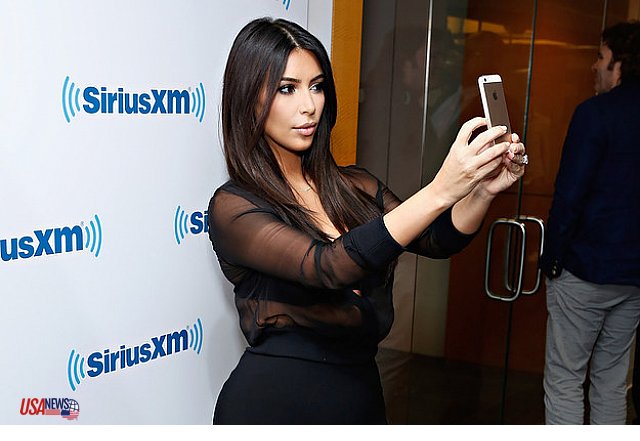 proof_that_kim_kardashian_will_take_a_selfie_literally_anywhere_m11