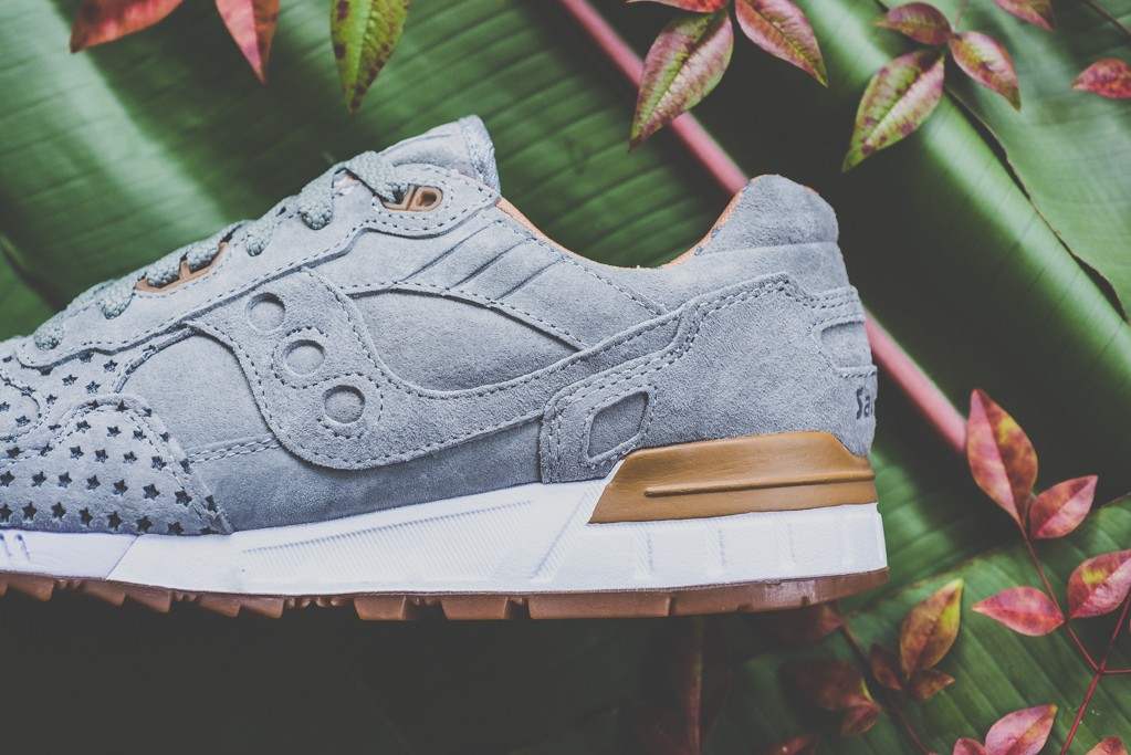 a-closer-look-at-the-play-cloths-x-saucony-shadow-5000-strange-fruit-orange-8