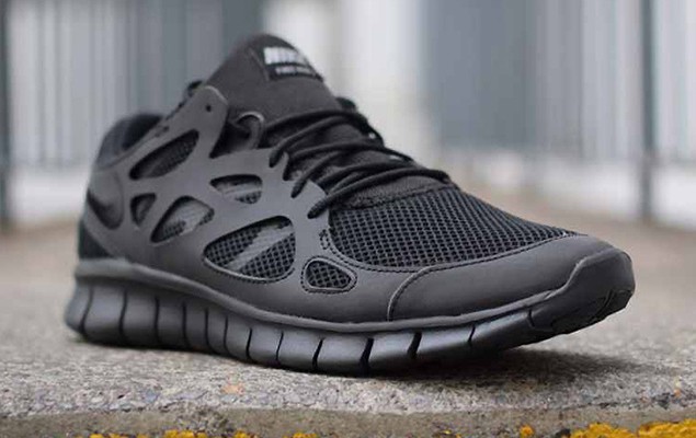 Nike Free Run+2 推出全新配色 ‘’Triple Black‘’