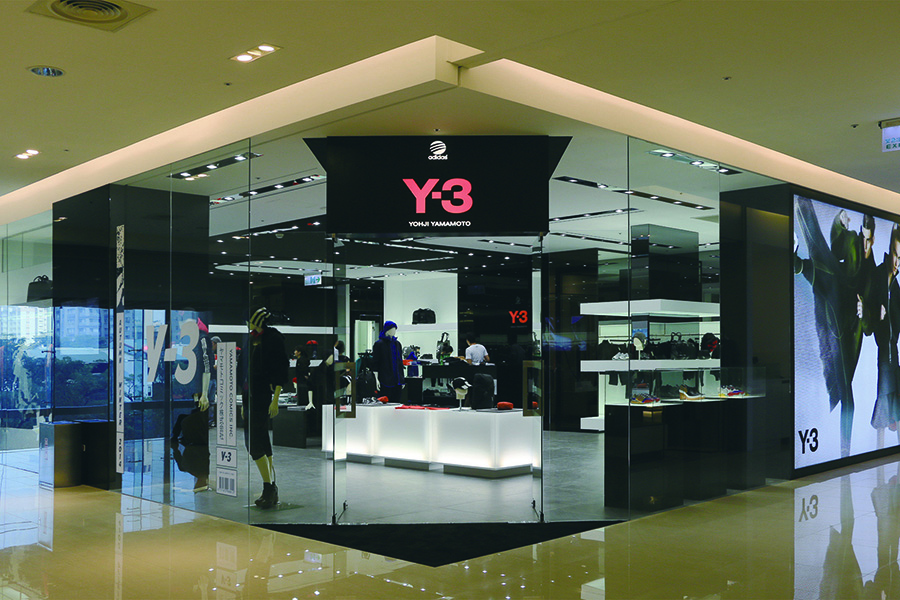 中部第一家｜Y-3 全新概念旗艦店在大遠百台中店3樓隆重開幕