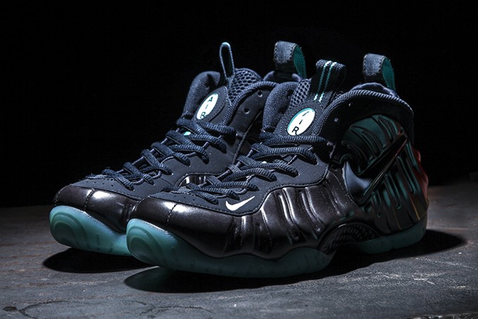 搶先登陸韓國，Nike Air Foamposite Pro “Obsidian / Aqua” 全新配色