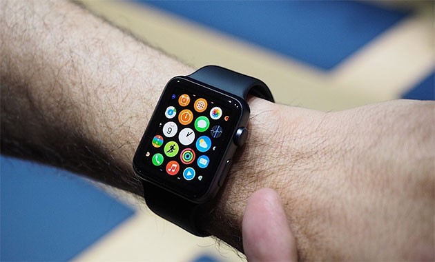 引頸期盼 Apple Watch 將於 4 月發售