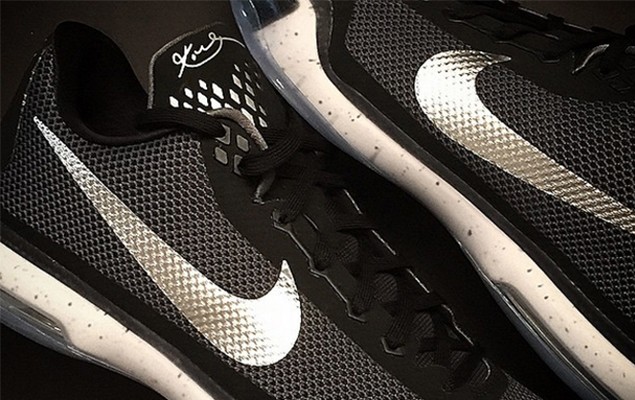Nike Kobe X 兩款未釋出版本鞋款曝光！