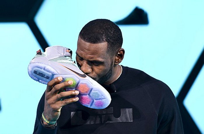 超級吸鈔機！NBA 五大「明星球鞋」銷售排行曝光