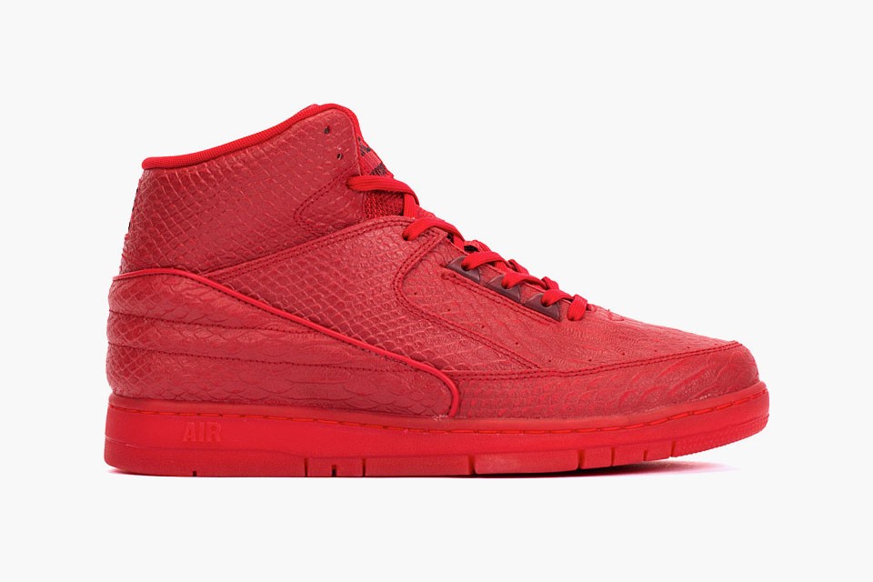 Nike Air Python PRM 全紅配色火辣登場！