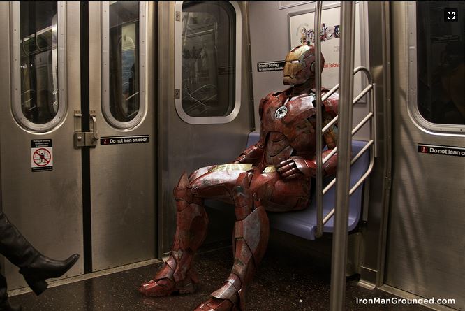 Iron Man 鋼鐵人下戲後的日常生活！Raffael Dickreuter 趣味攝影作品分享