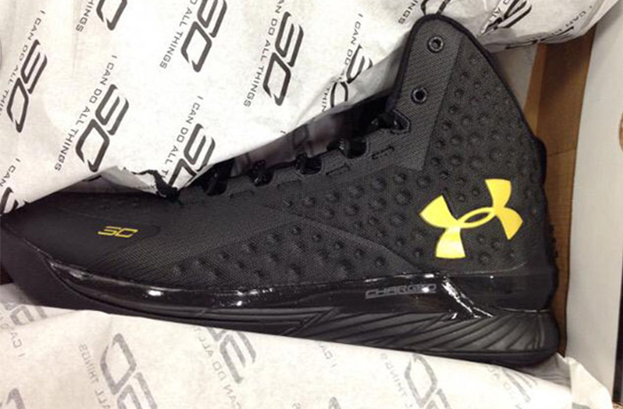 Under Armour Curry One「Blackout」配色鞋款亮相！