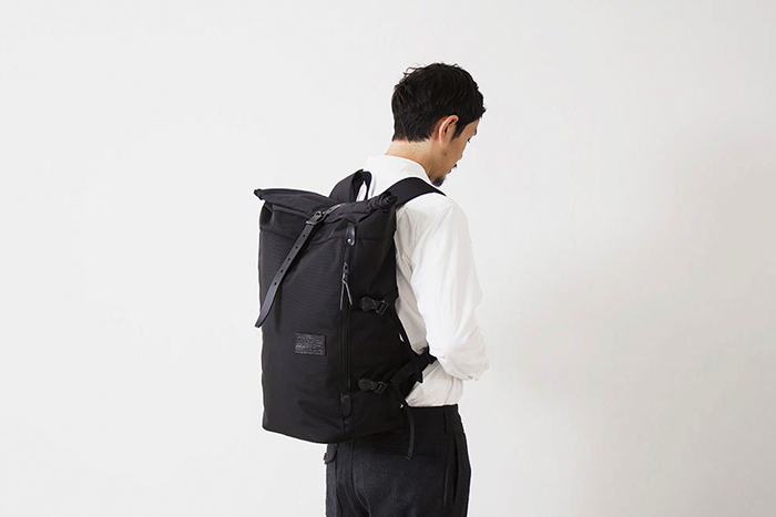 尼龍與皮革，超實用的日常包款！nanamica 2015 秋季「Triple Black」包袋系列