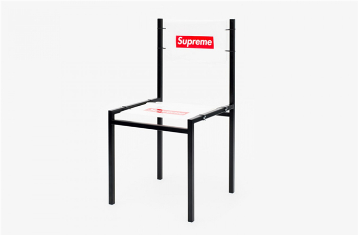 排 Supreme 坐 Supreme 椅剛剛好而已吧！用 Supreme 購物袋做的椅子你絕沒看過！