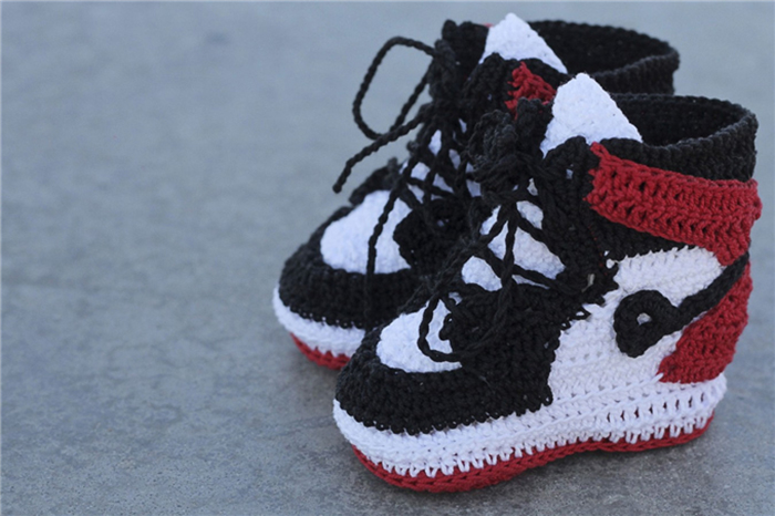 讓寶寶們也穿上喬丹鞋吧！Picasso Babe 釋出 Air Jordan 1 嬰兒系列針織鞋