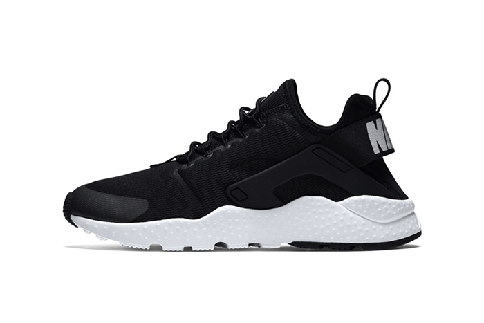 強化功能性，Nike 釋出全新 Air Huarache Ultra 鞋款