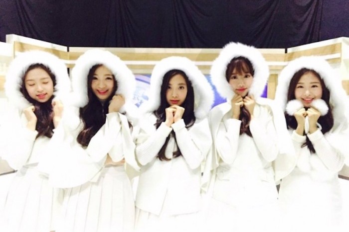 韓國人氣五人女子團體 April《Snowman》發佈舞蹈版 MV