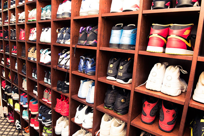 這是博物館嗎？一窺大牌歌手 Rick Ross 的超狂球鞋收藏室！