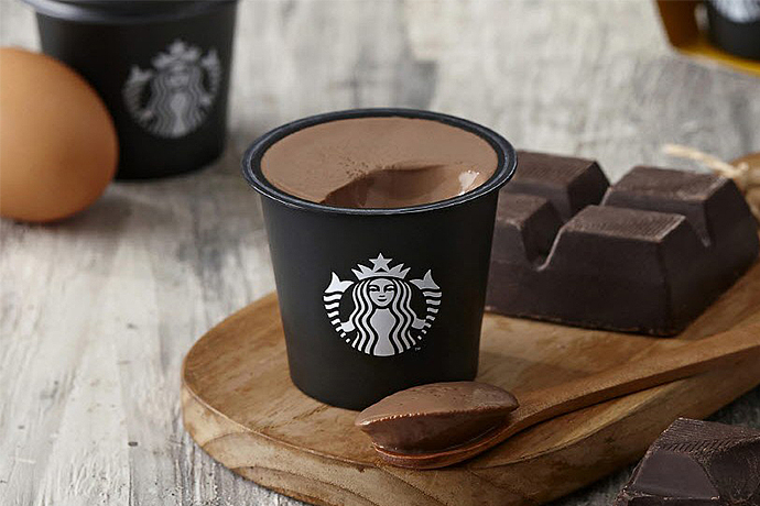 看起來也太好吃了吧！Starbucks 這次在迷你咖啡杯內裝上綿密的「布丁」！