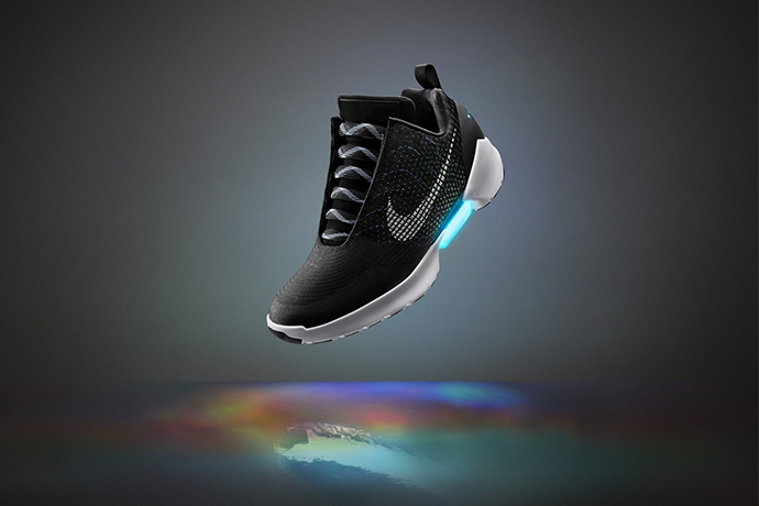 運動科技大突破 / Nike 發表「動態調整鞋帶」與「NIKE+ 應用程式」等一系列超創新科技！