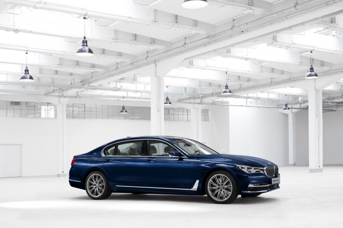 全球限量 100 輛！BMW 旗艦車系 7-Series 發佈建廠百年紀念車款