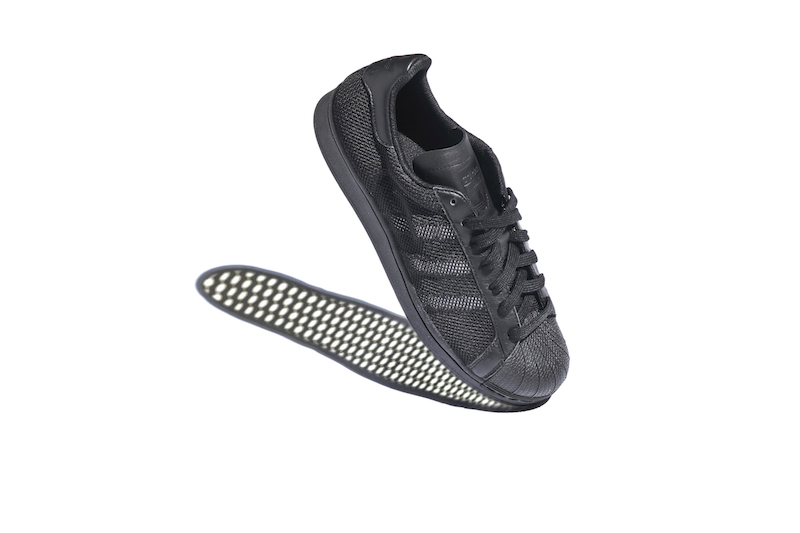 全黑呼吸鞋？adidas Originals 2016 夏季 ICON 系列鞋款正式發表