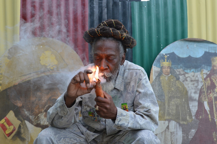 提升觀光，牙買加將開放外國旅客「合法」持有大麻